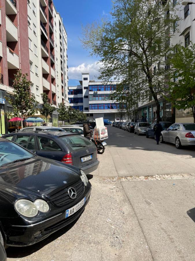 Lovely Apartment Tirana Exterior foto